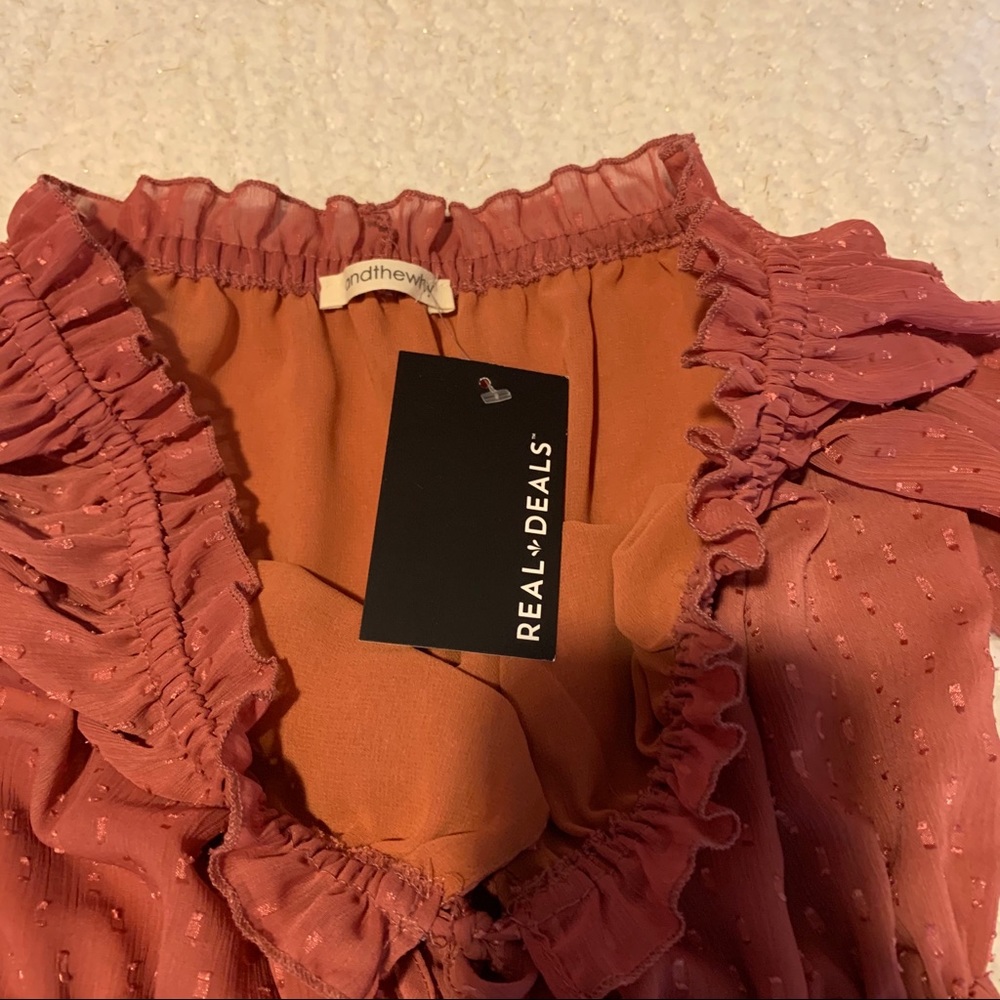 Pink blouse - Picture 3 of 3